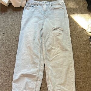 Light Blue Distressed Women's Jeans